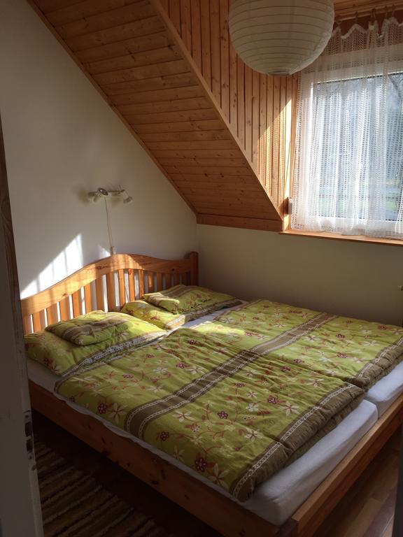 Siraly Apartman Balatonfůzfő 객실 사진